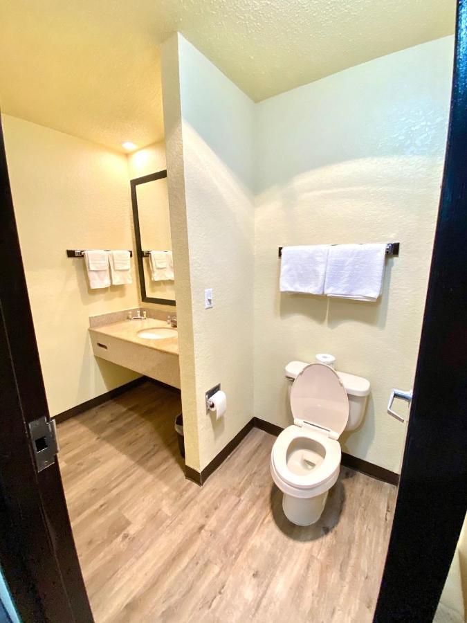 Travelers Inn Elizabeth City Εξωτερικό φωτογραφία