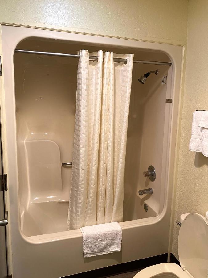 Travelers Inn Elizabeth City Εξωτερικό φωτογραφία