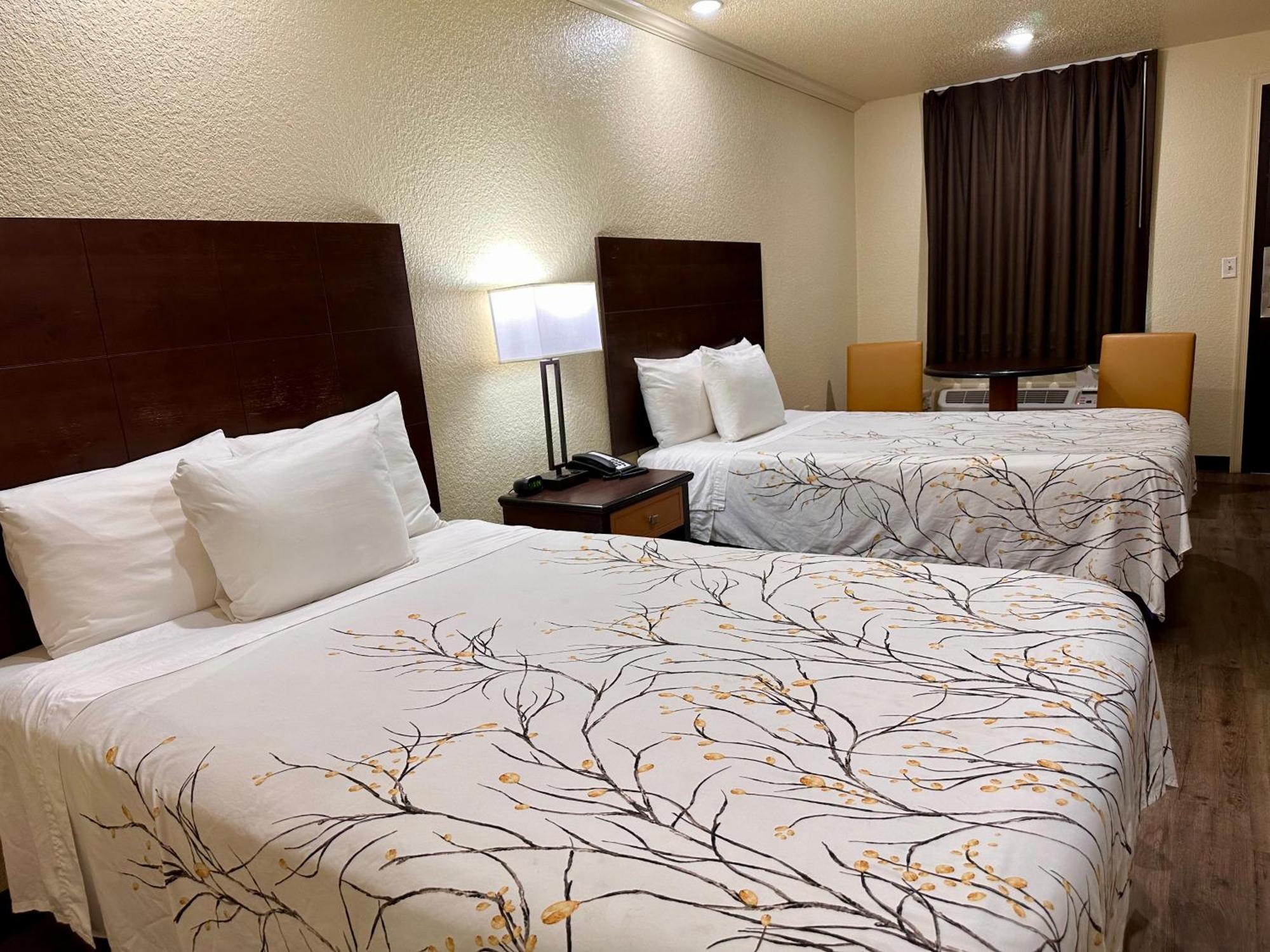 Travelers Inn Elizabeth City Εξωτερικό φωτογραφία