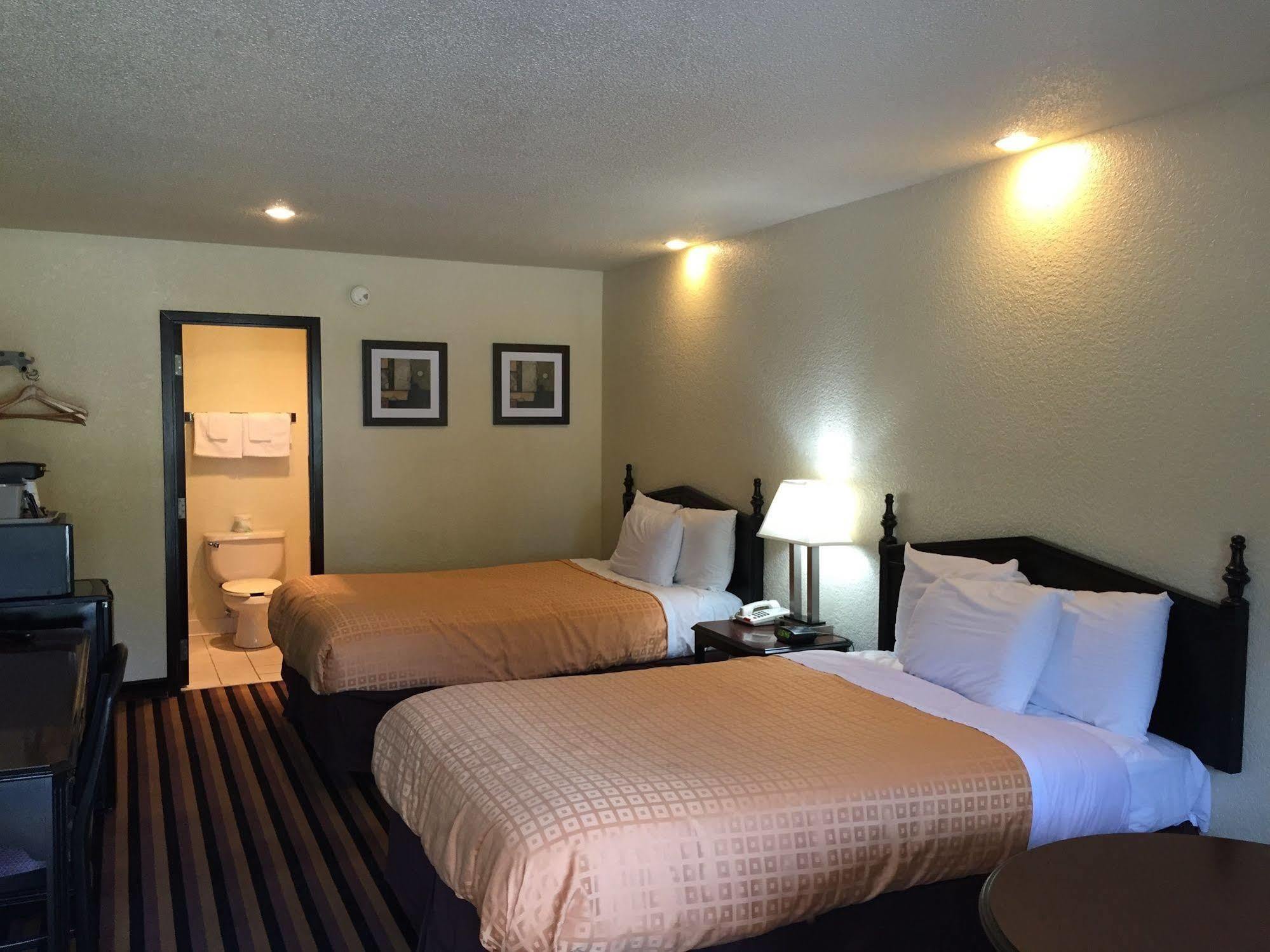 Travelers Inn Elizabeth City Εξωτερικό φωτογραφία